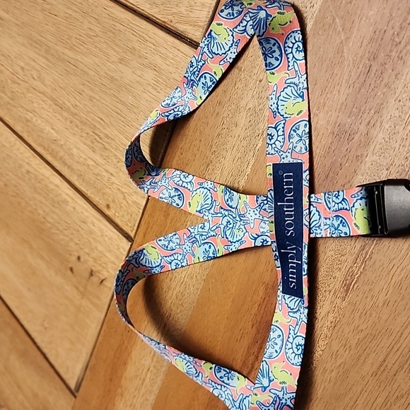 Simply Southern lanyard - Picture 4 of 8